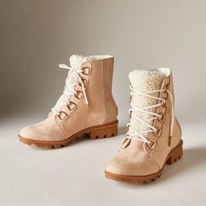 SOREL Phoenix Short Lace Lux Waterproof Boot Size 9 Natural Tan